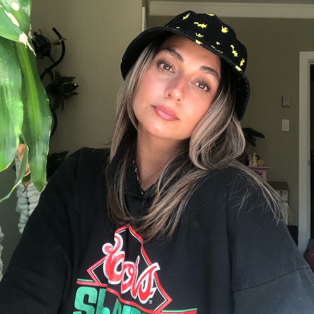 ✨SOLD✨ Pokémon Pikachu Bucket Hat — 2014 ⚡️